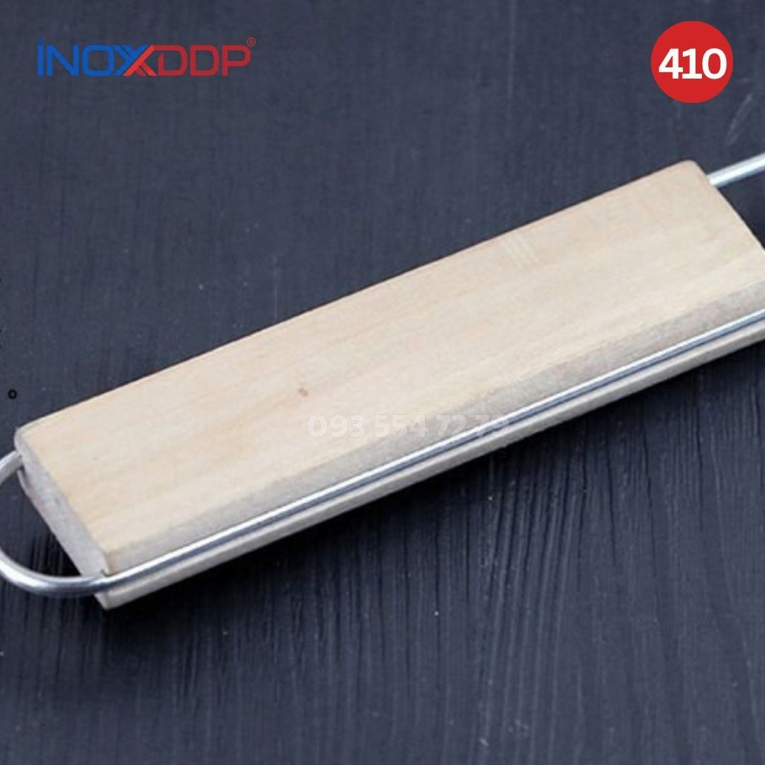 vỉ nướng BBQ tay cầm gỗ